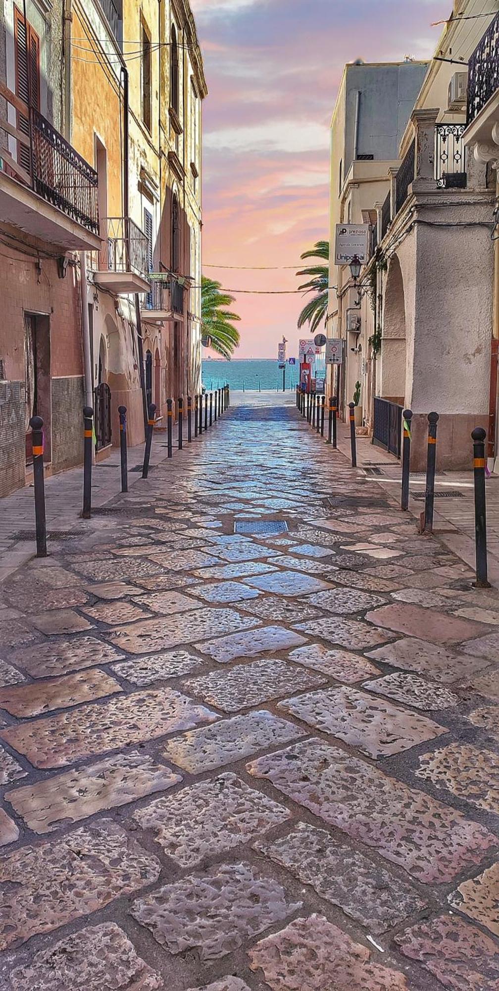 Dimora Della Marchesa - Al Duomo Appartement Manfredonia Buitenkant foto